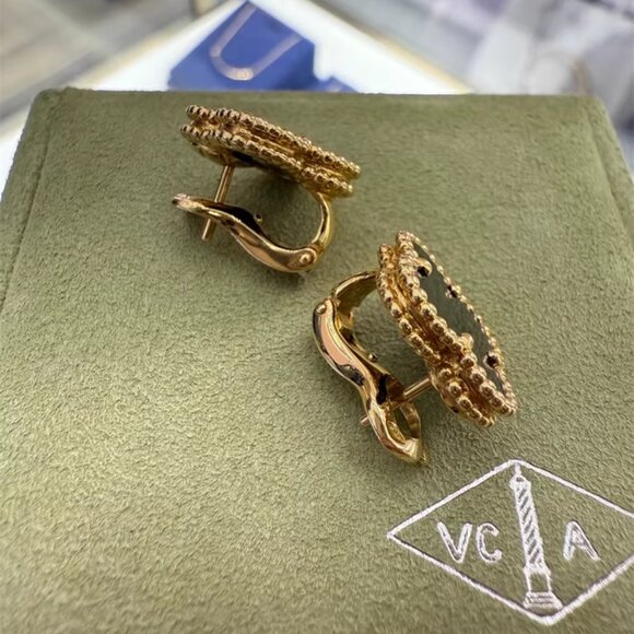 Van Cleef & Arpels Earrings - Picture 3 of 5